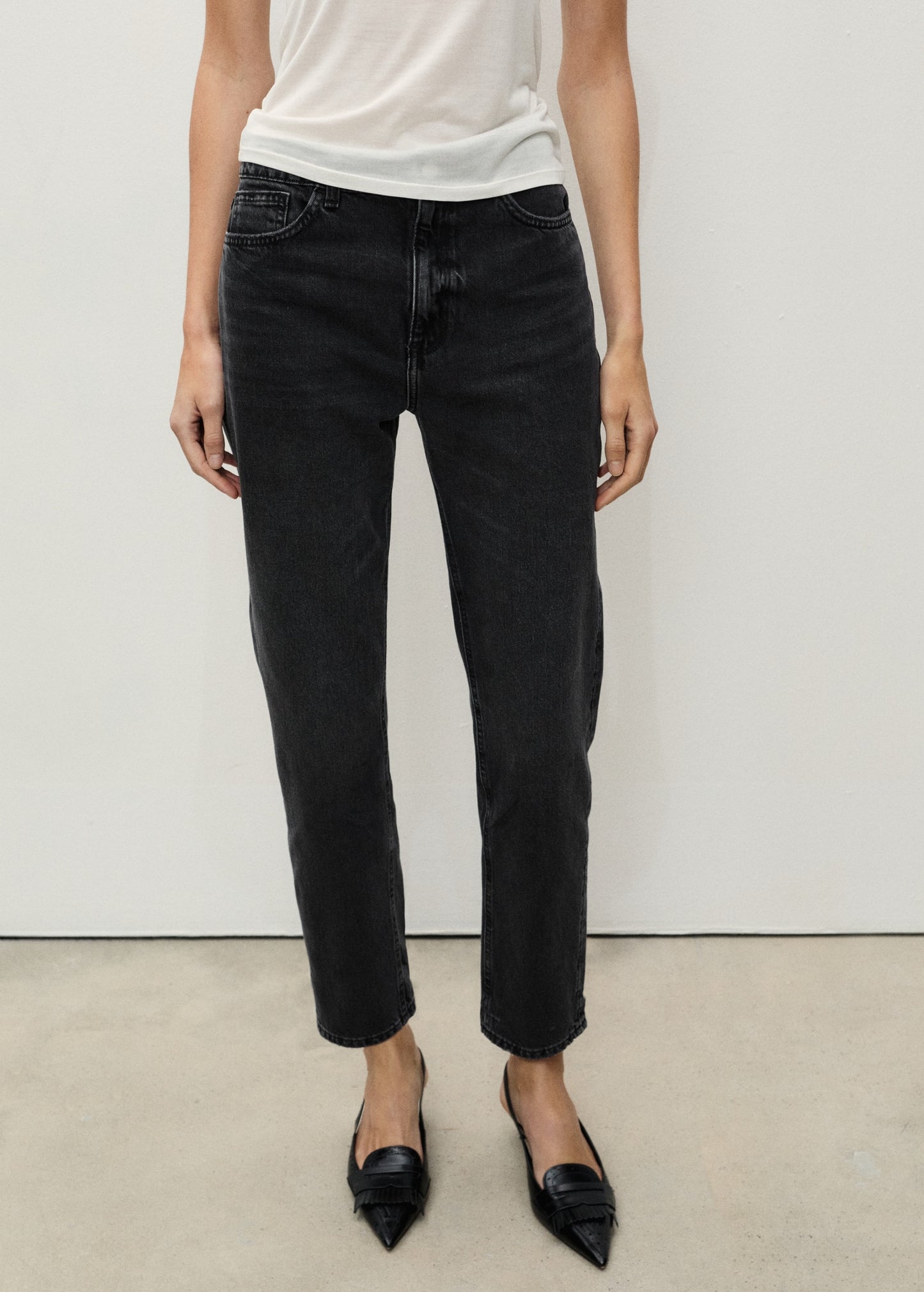 MANGO - Mom2000 high-rise jeans black denim - 10 - Woman
