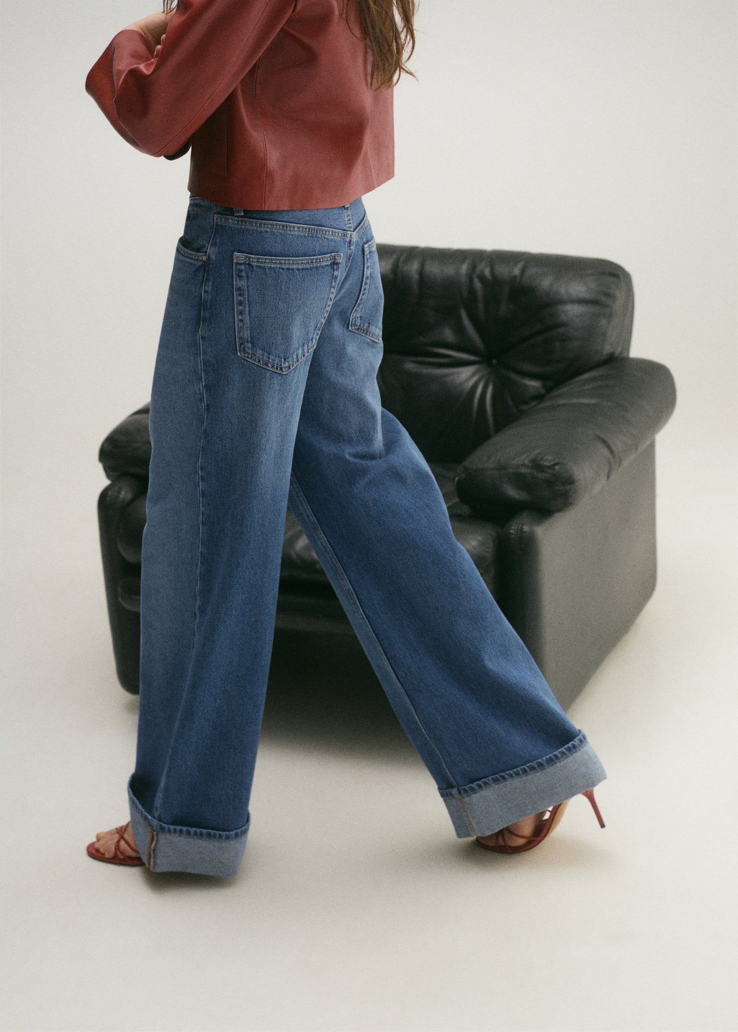 MANGO - Wideleg jeans with turned-up hem medium blue - 12 - Woman