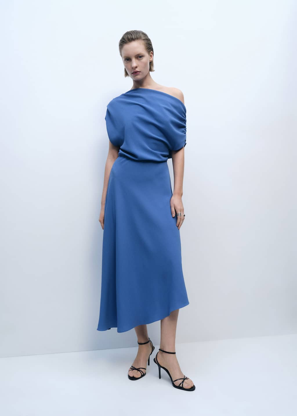 MANGO - Asymmetrical-neck midi-dress blue - 6 - Woman